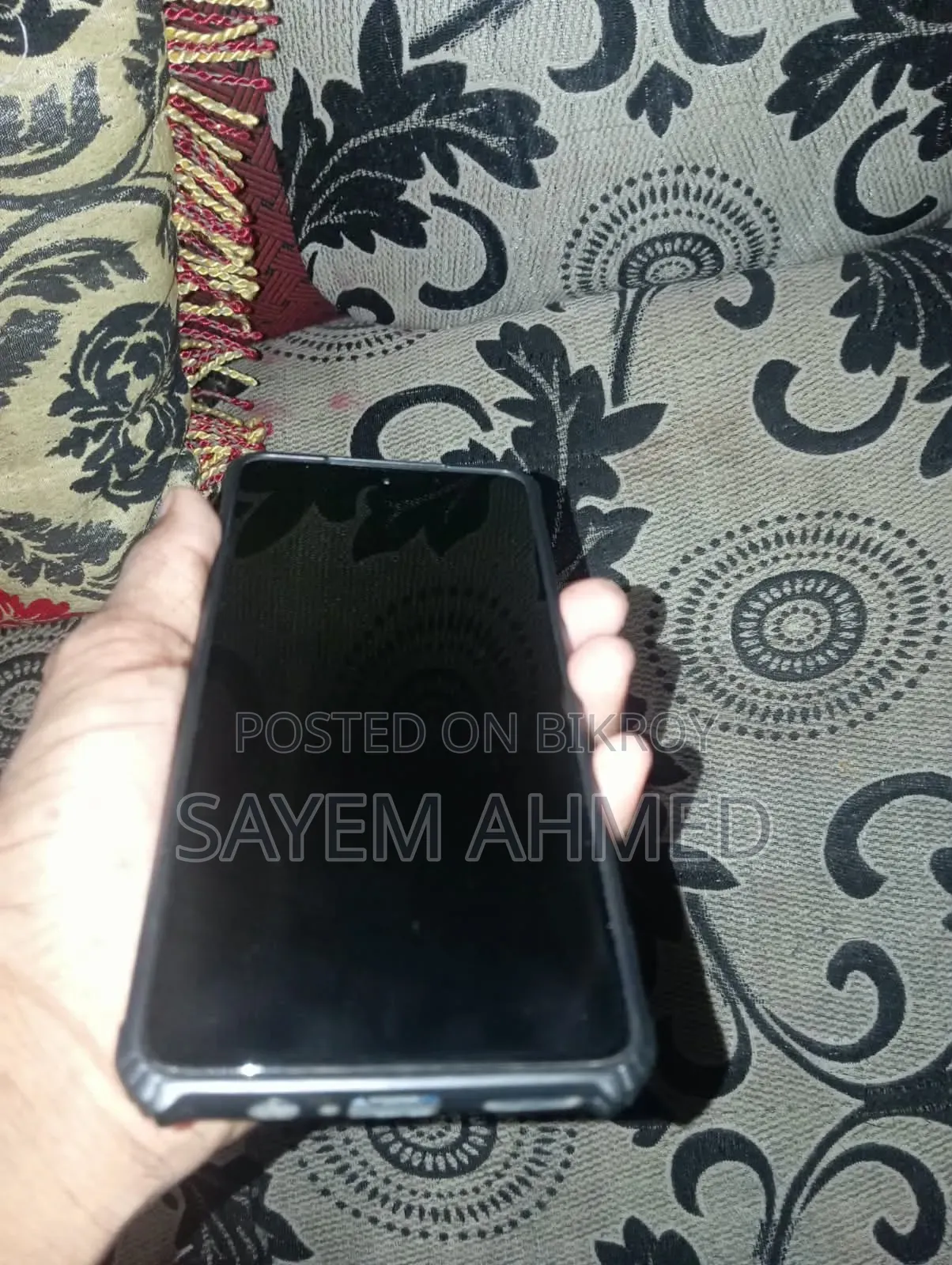 ইএল ১২৮ জিবি নীল