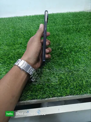 Helio 90 128 GB Black