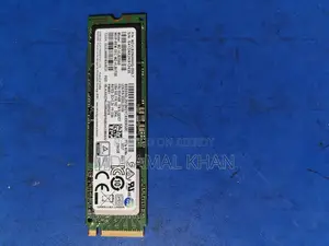 Leptop DDR 4 8gb Rem Nvme Smalong 256 Gb SSD