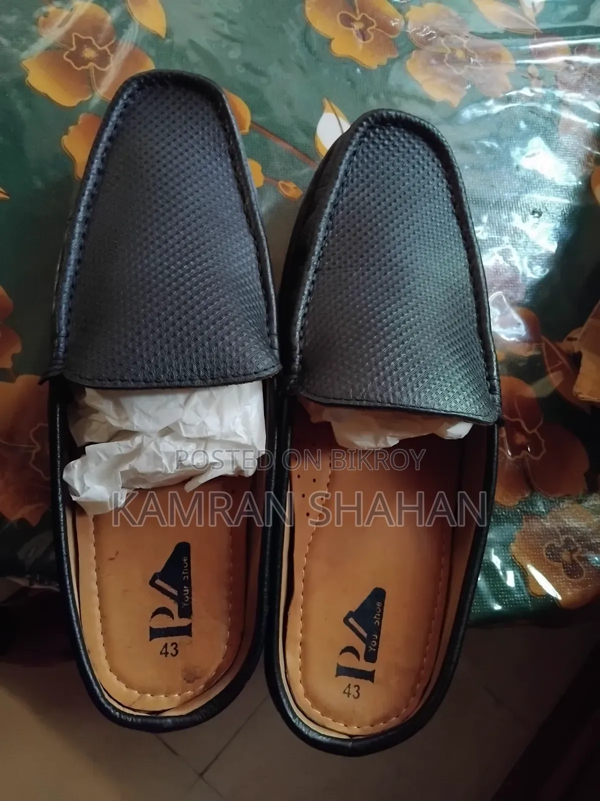 হাফ লোফার শো বিক্রি করব।