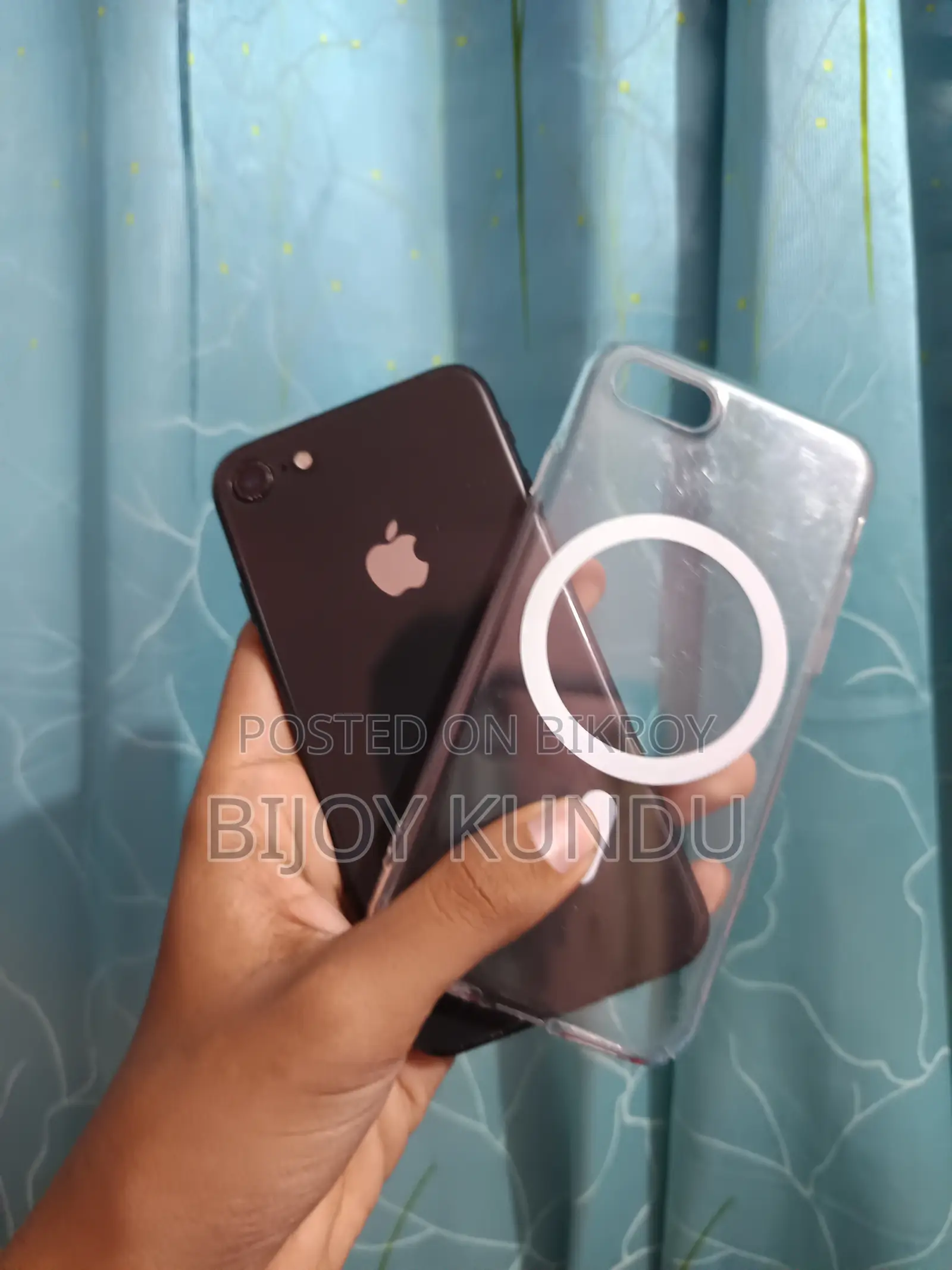 Apple iPhone SE (2020) 64 GB Black