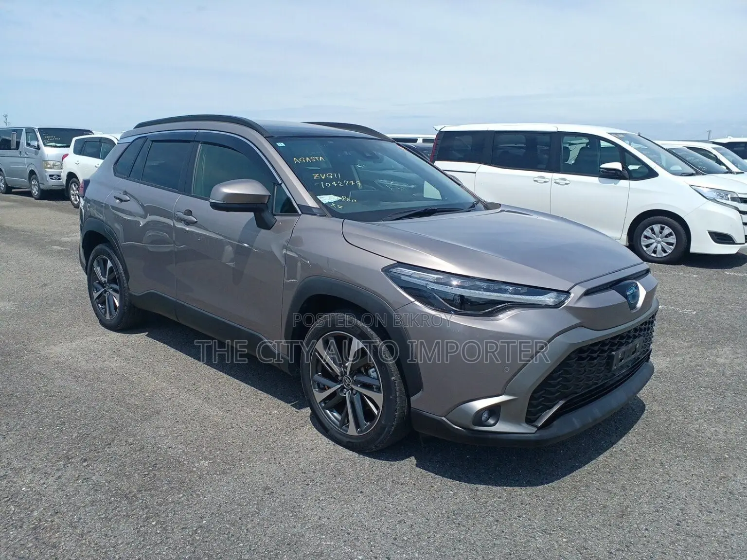 Toyota Corolla Cross 2022 Brown
