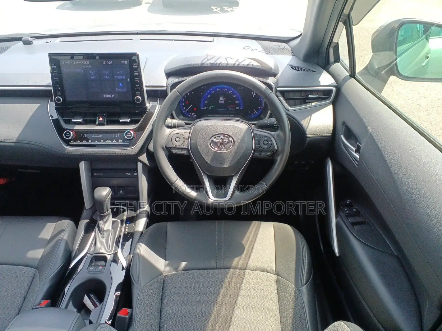 Toyota Corolla Cross 2022 Brown