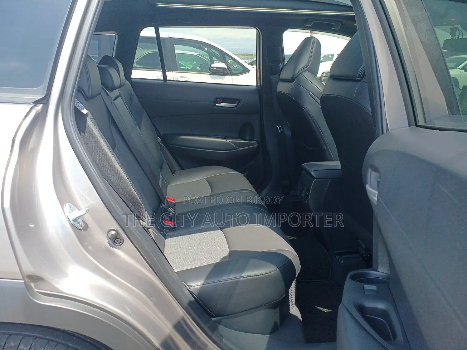 Toyota Corolla Cross 2022 Brown