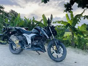 টিভিএস আপাচে আরটিআর ১৬০ ৪ভি ২০২২ কালো