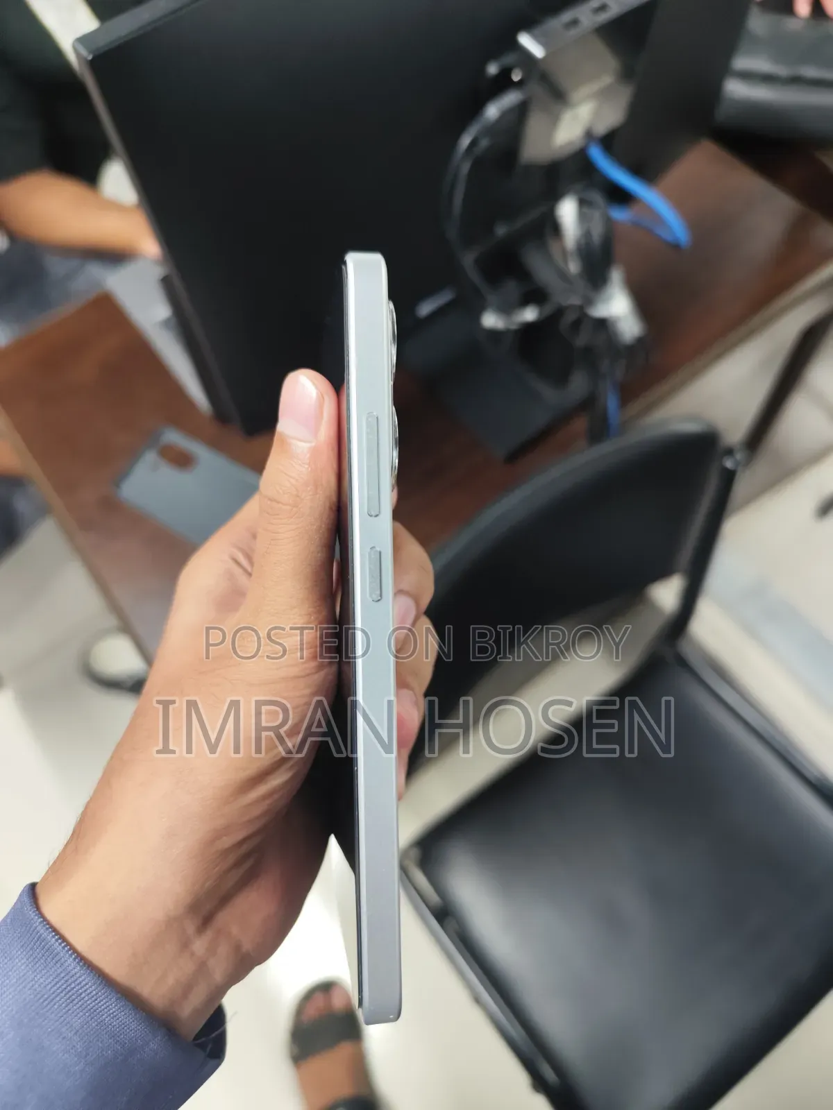 শাওমি রেডমি টার্বো ৪ ২৫৬ জিবি হোয়াইট
