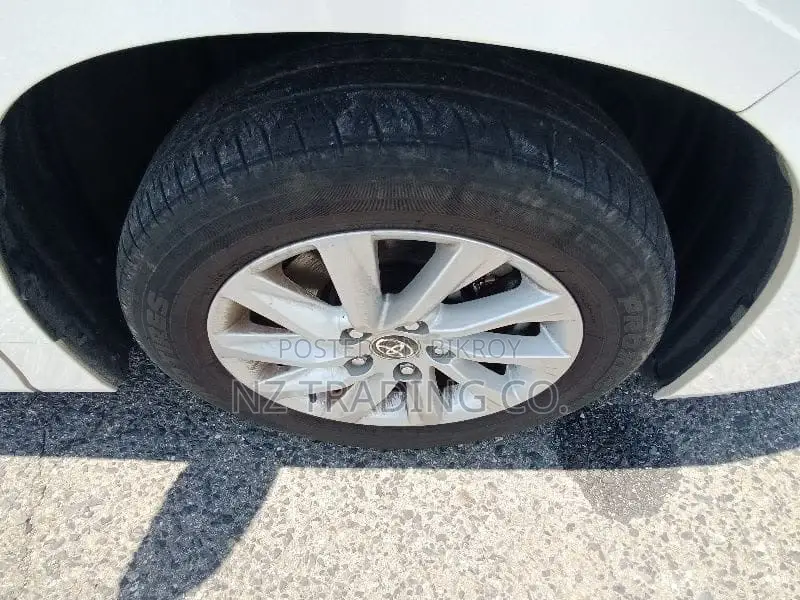 Toyota Noah 2022 Pearl