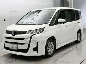 Toyota Noah 2022 Pearl