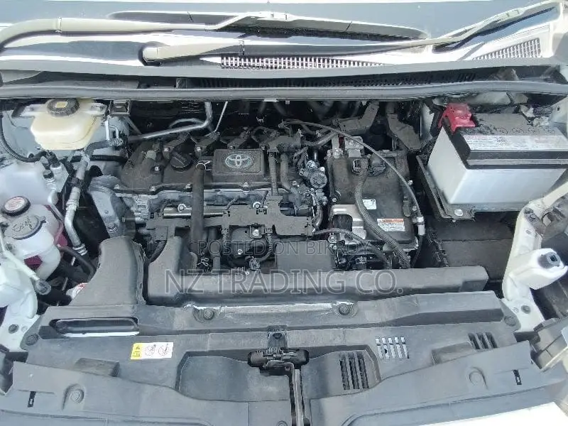 Toyota Noah 2022 Pearl