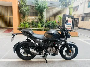 Hero Xtreme 125R 2025 Black