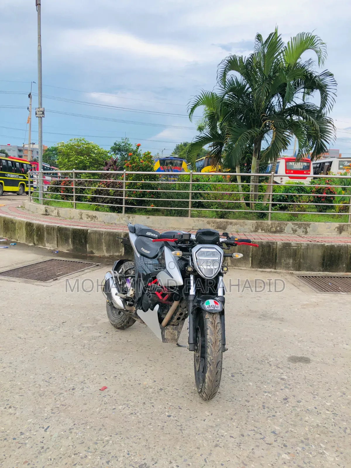 সুজুকি জিক্সার ২০২২ ব্ল্যাক