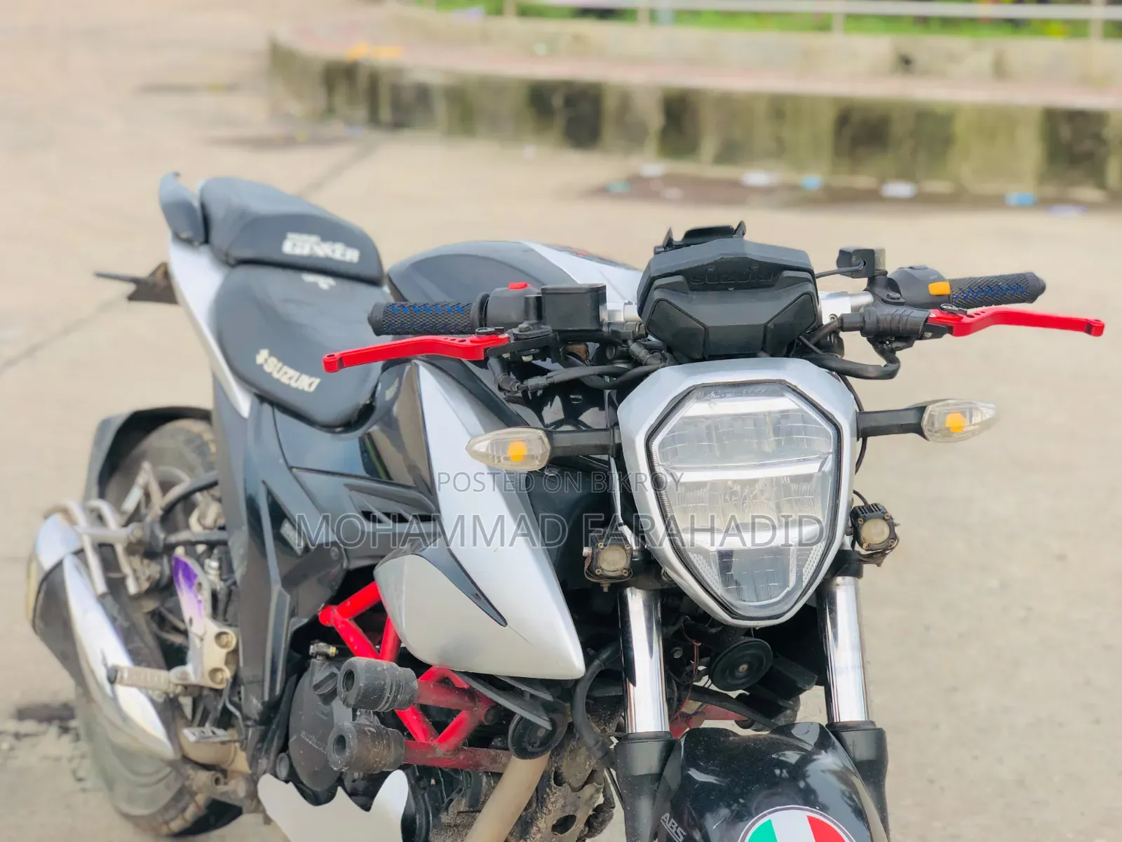 সুজুকি জিক্সার ২০২২ ব্ল্যাক