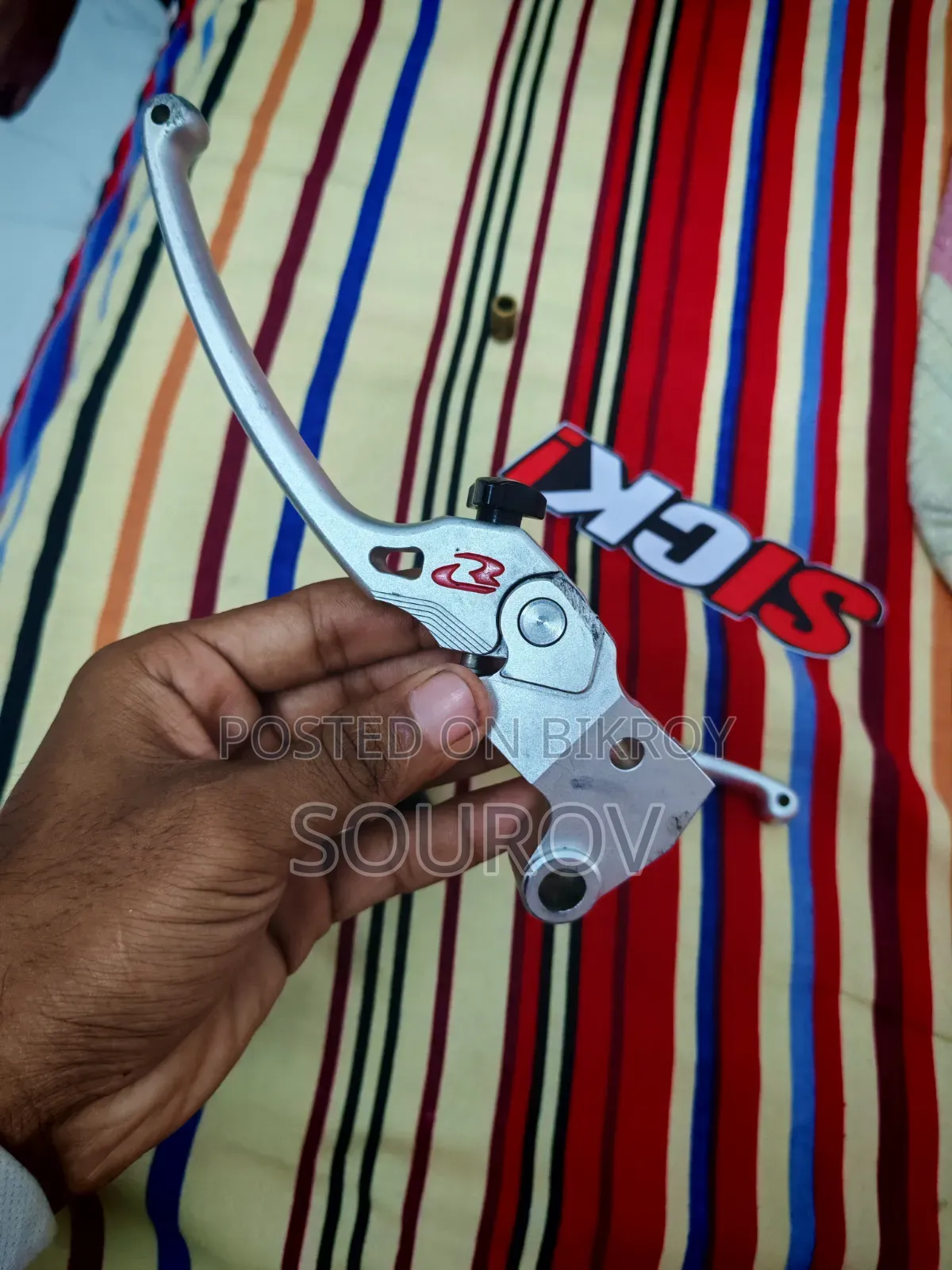 আরসিবি এস৩ অ্যাডজাস্টেবল ব্রেক ক্লাচ লিভার পেয়ার (ব্যবহৃত) বিক্রয়ের জন্য