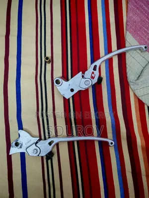 আরসিবি এস৩ অ্যাডজাস্টেবল ব্রেক ক্লাচ লিভার পেয়ার (ব্যবহৃত) বিক্রয়ের জন্য