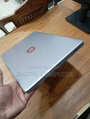 Laptop HP 240 G9 8GB Intel Core i3 SSD 256GB