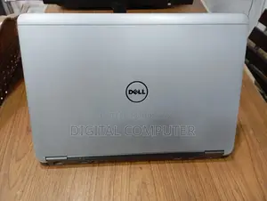 Laptop Dell Latitude 7440 8GB Intel Core i5 HDD 500GB