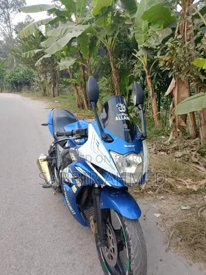 সুজুকি জিক্সার এসএফ ২০১৬ ব্লু