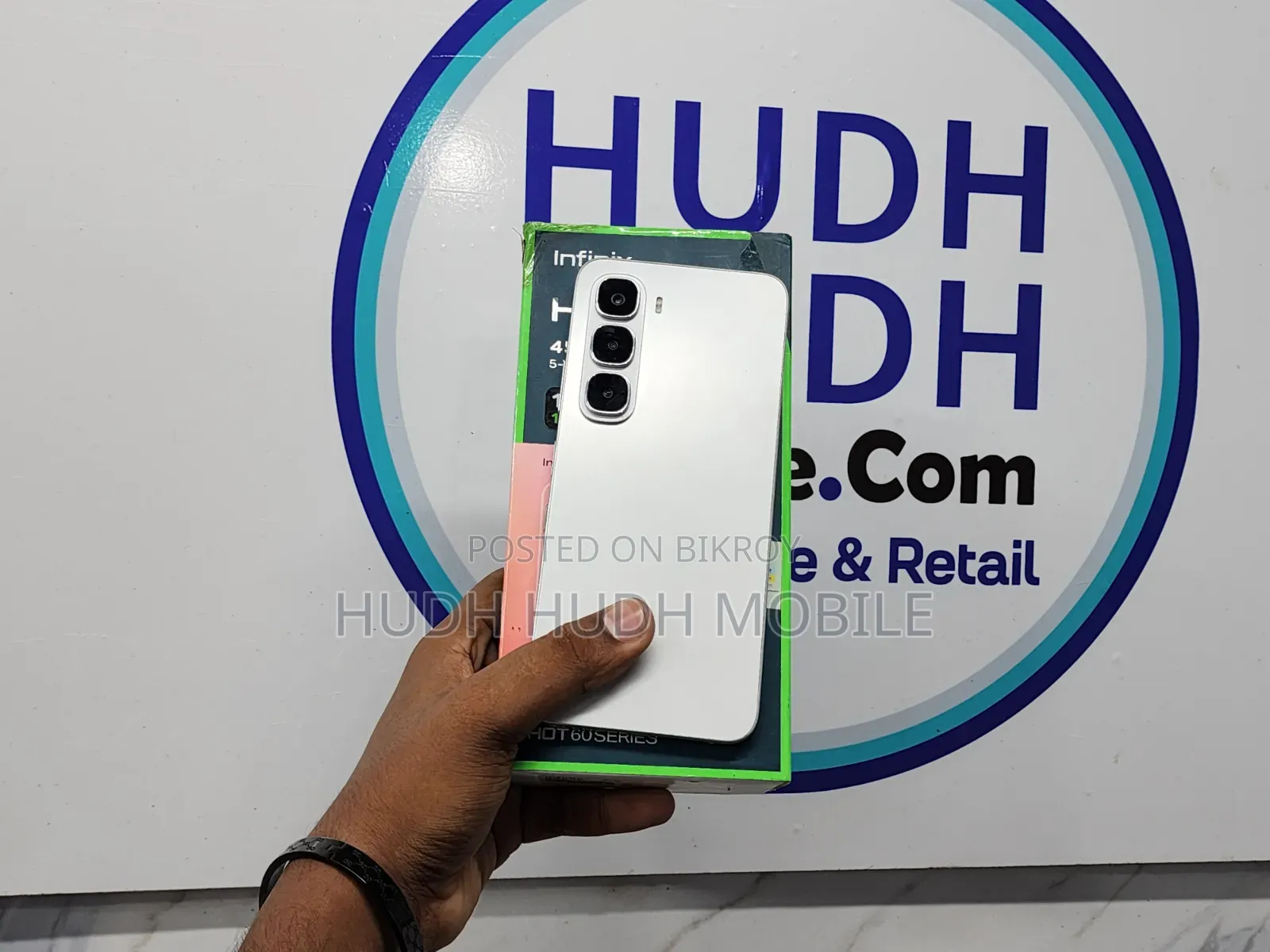 Infinix Hot 60i 128 GB Silver