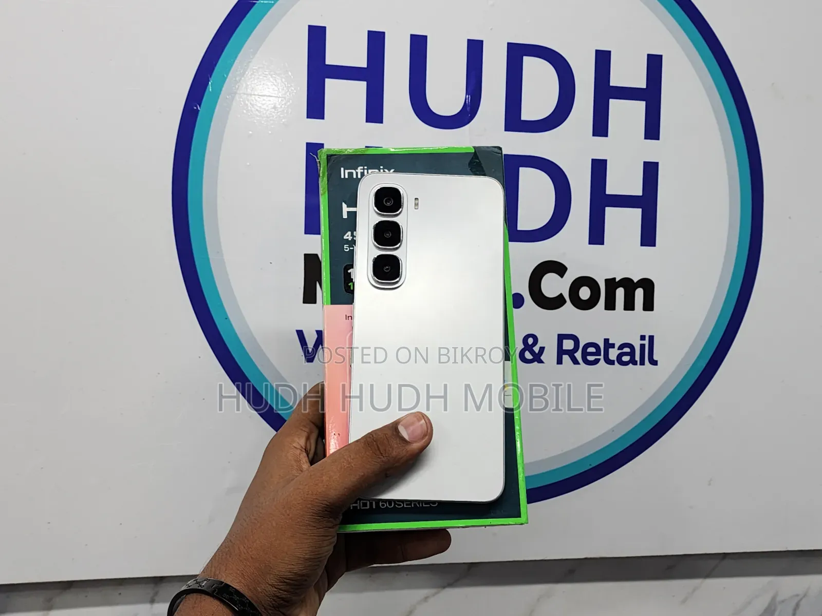 Infinix Hot 60i 128 GB Silver