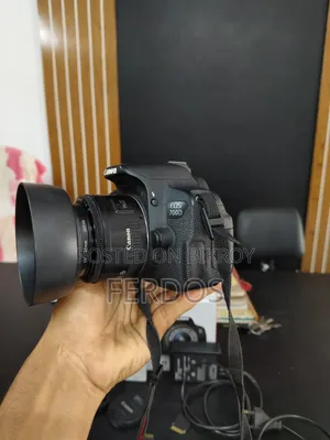 ক্যানন ৭০০ডি