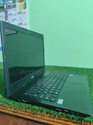 Laptop 4GB Intel Core i3 HDD 1T