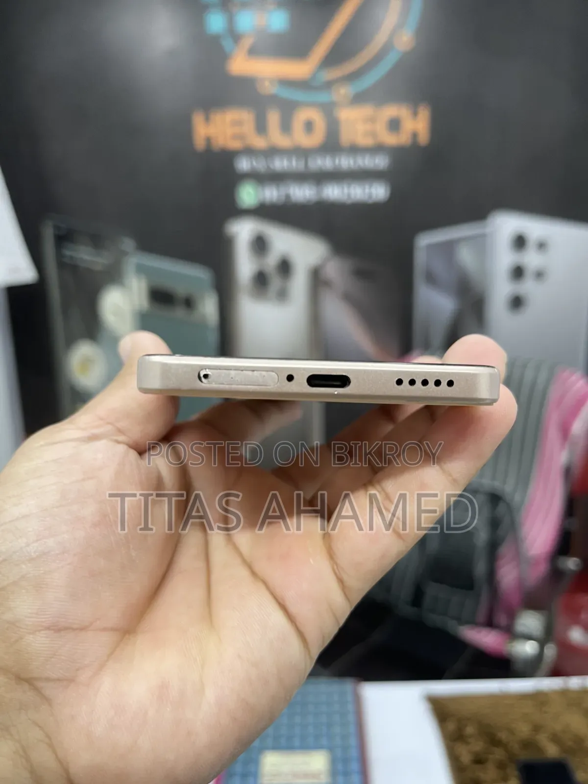 Vivo Y200 128 GB Gold