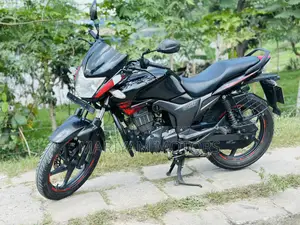 Hero Hunk 2021 Black