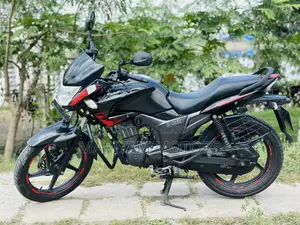 Hero Hunk 2021 Black