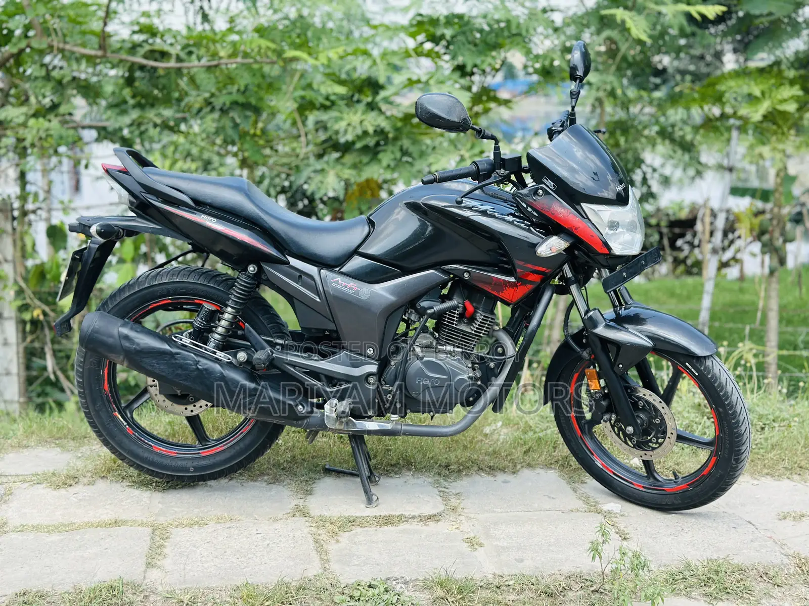 Hero Hunk 2021 Black