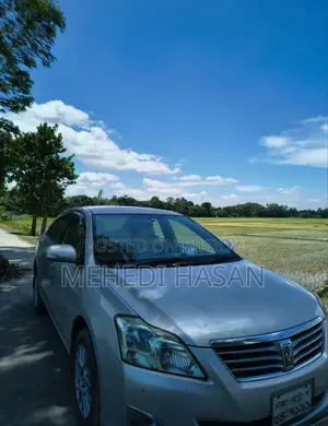 Toyota Premio 2014 Silver