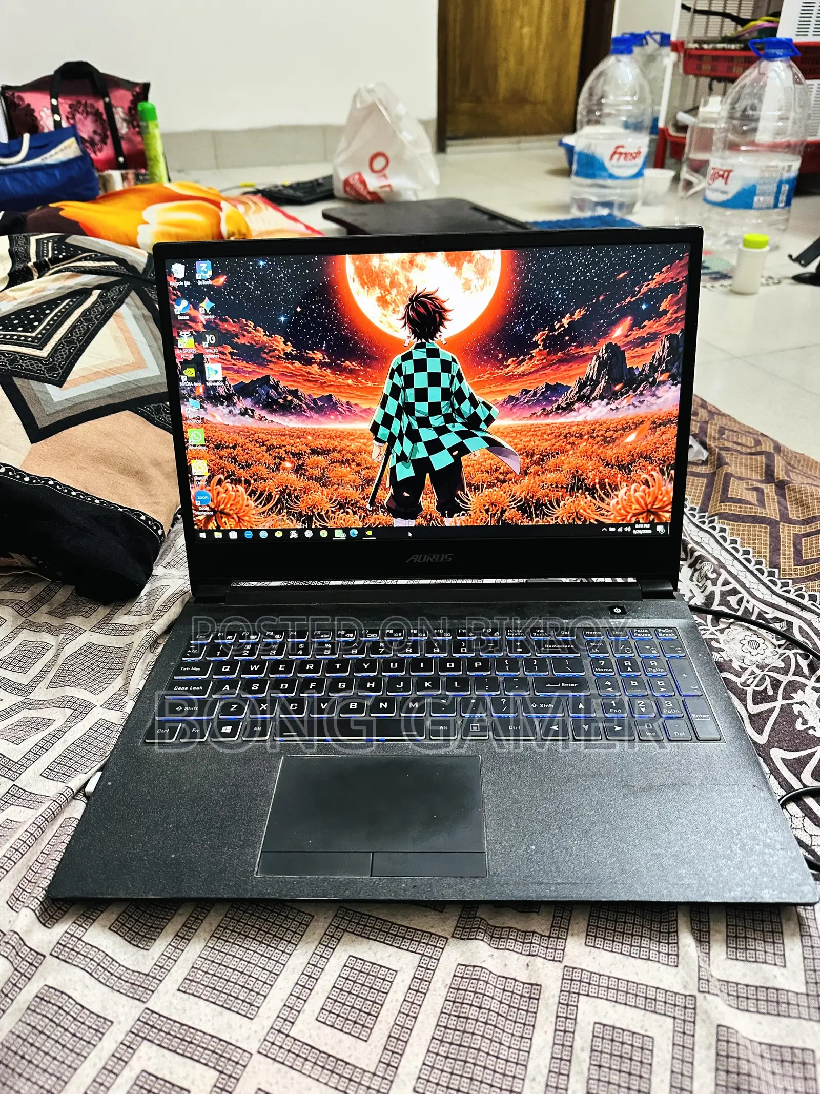 Laptop Gigabyte AORUS 5 16GB Intel Core i7 HDD+SSD 512GB