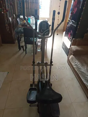ক্রস ট্রেইনার