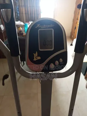 ক্রস ট্রেইনার