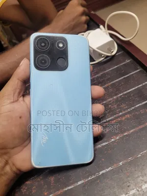 আইটেল এ৬০ ৩২ জিবি ব্লু