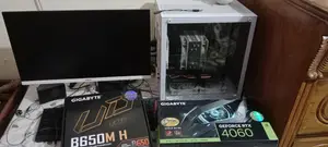 Gigabyte Desktop Computer 16GB AMD Ryzen 5 SSD 512GB