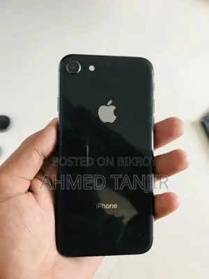 অ্যাপল আইফোন ৮ ৬৪ জিবি ব্ল্যাক