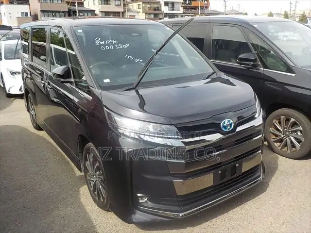Toyota Noah 2022 Purple