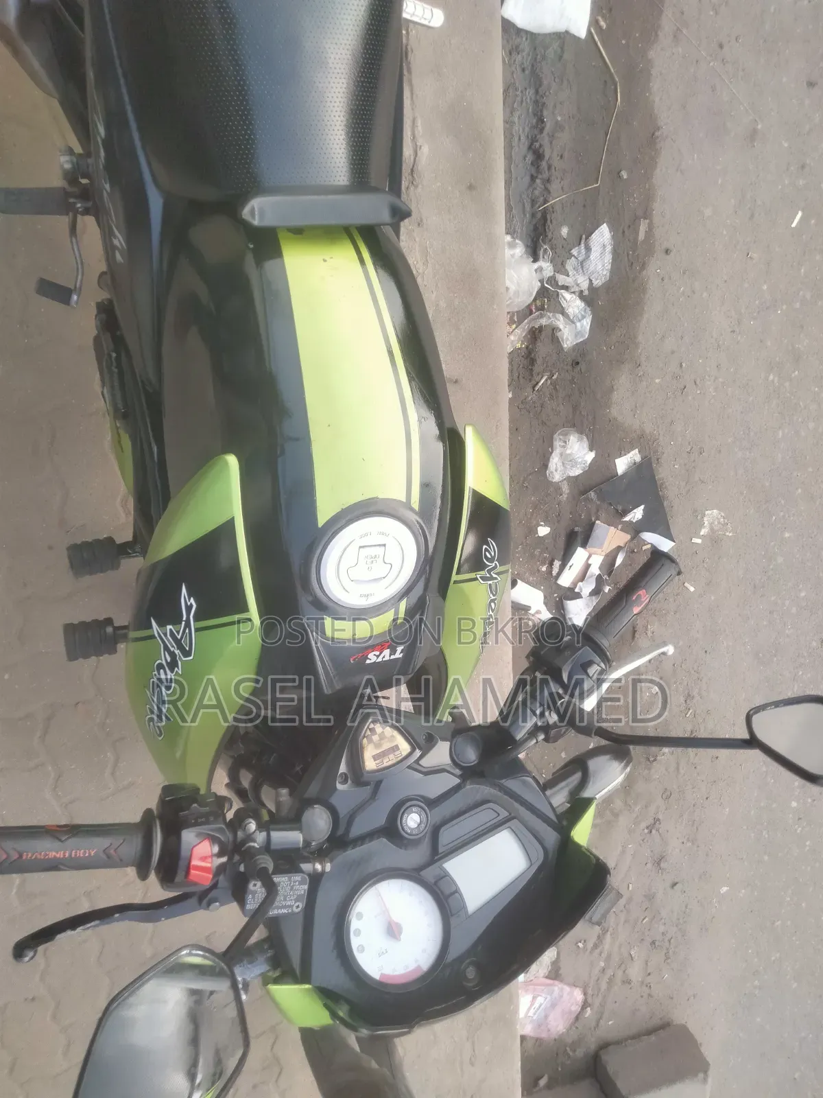 টিভিএস অ্যাপাচি ১৬০ ৪ভি ২০১৬ নীল
