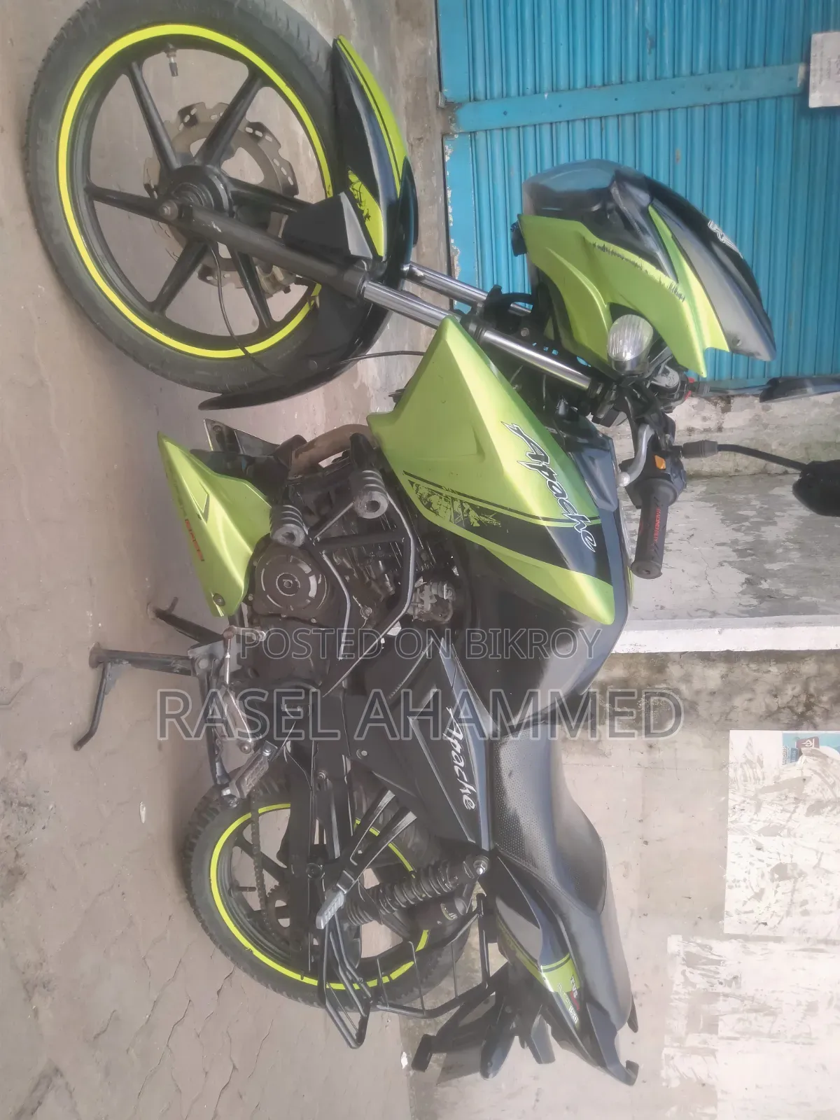 টিভিএস অ্যাপাচি ১৬০ ৪ভি ২০১৬ নীল