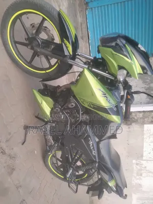 টিভিএস অ্যাপাচি ১৬০ ৪ভি ২০১৬ নীল
