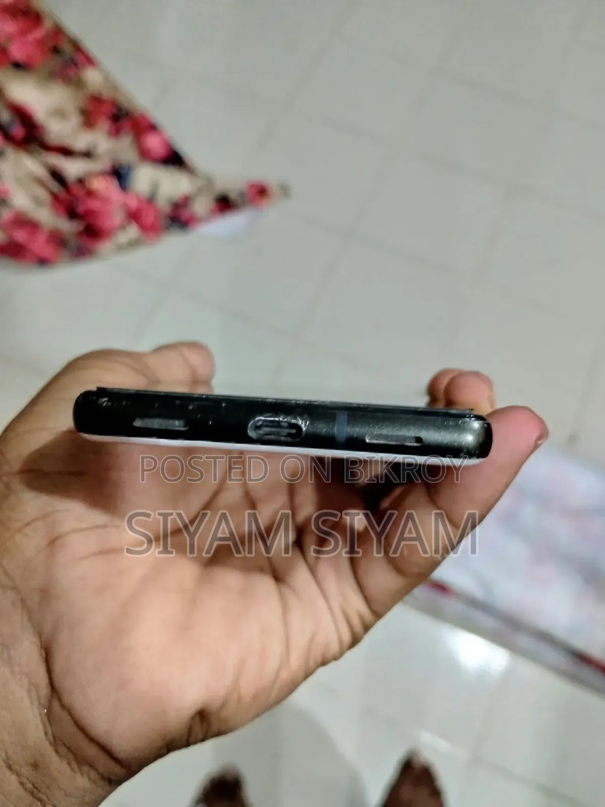 গুগল পিক্সেল ৬ ১২৮ জিবি হোয়াইট