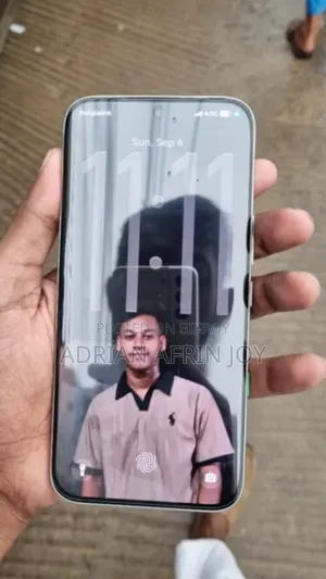 ইনফিনিক্স নোট এজ ১২৮ জিবি সিলভার