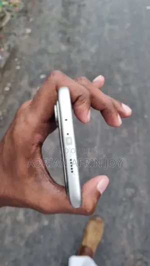 ইনফিনিক্স নোট এজ ১২৮ জিবি সিলভার