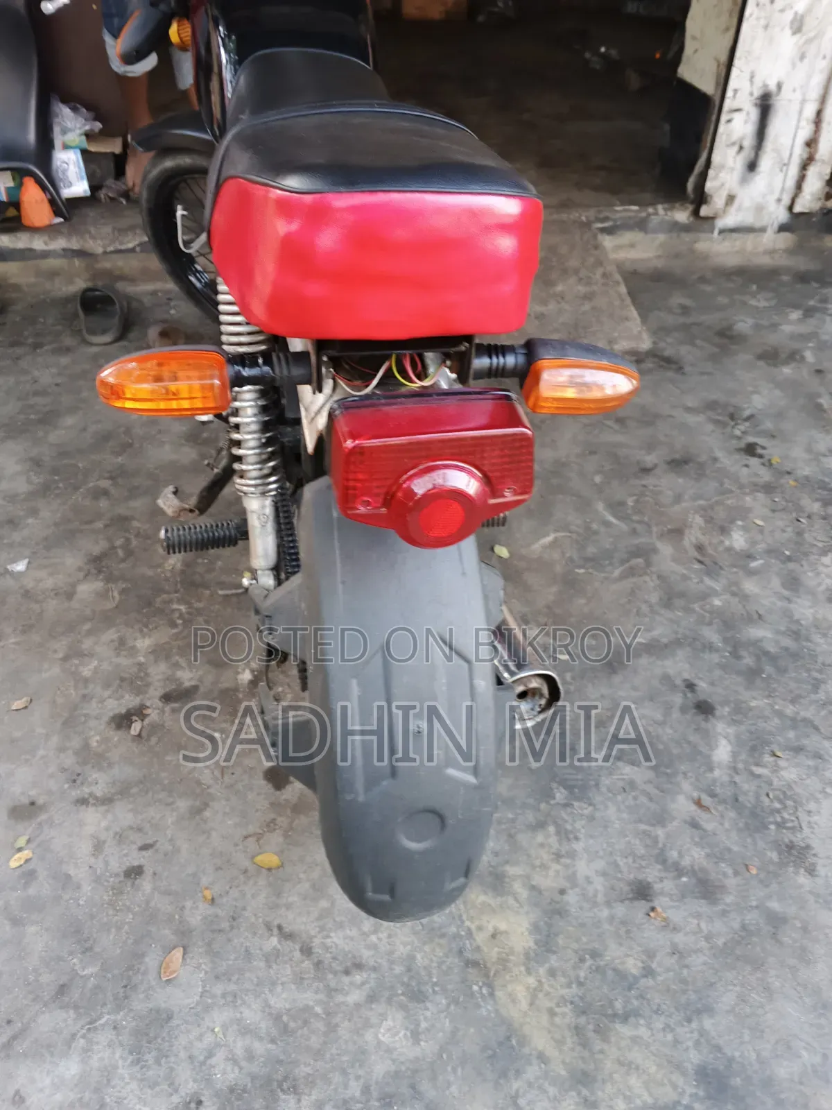 New Dayang DY100-A 1998 Black