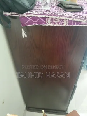 ওয়ার্ডরোব-রুইটন চেস্ট অফ ড্রয়ার