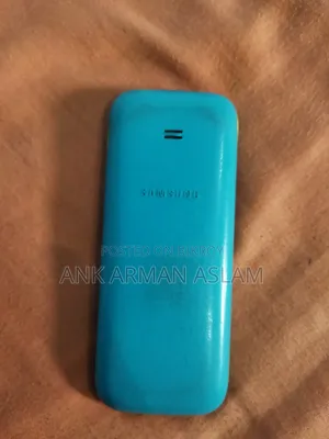 Samsung Guru Music 2