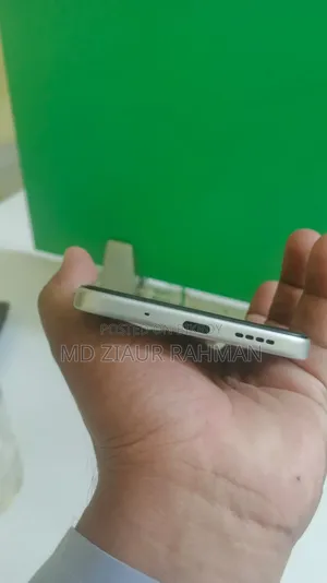 Infinix Hot 70 128 GB White