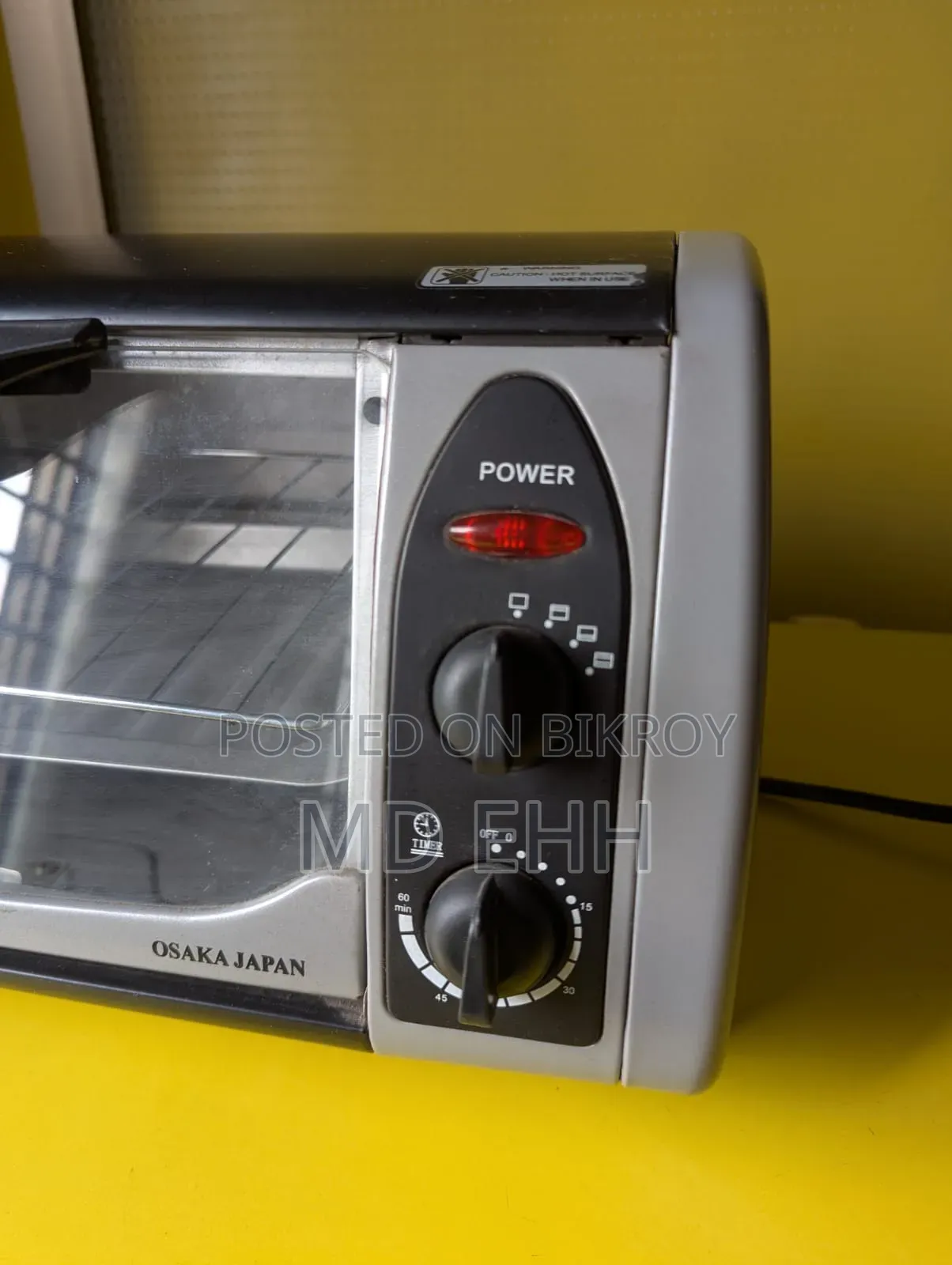 Got a brand new oven as a wedding gift.