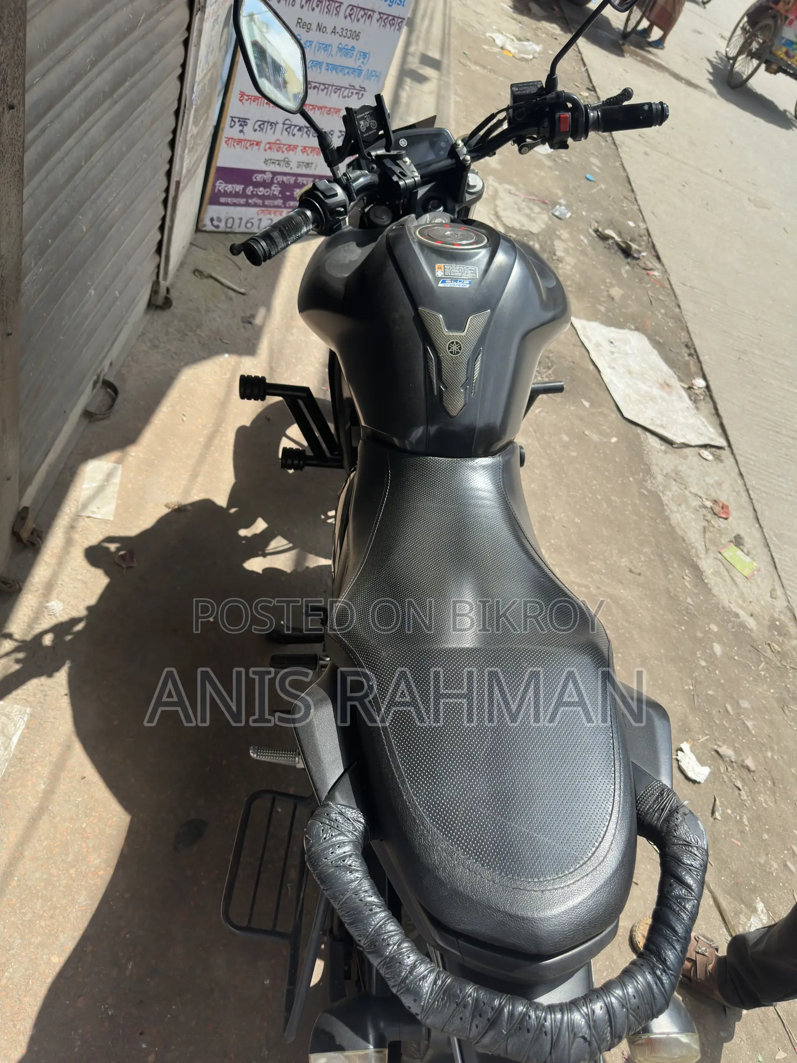 ইয়ামাহা এফজেডএস ভি৩ ২০২২ কালো