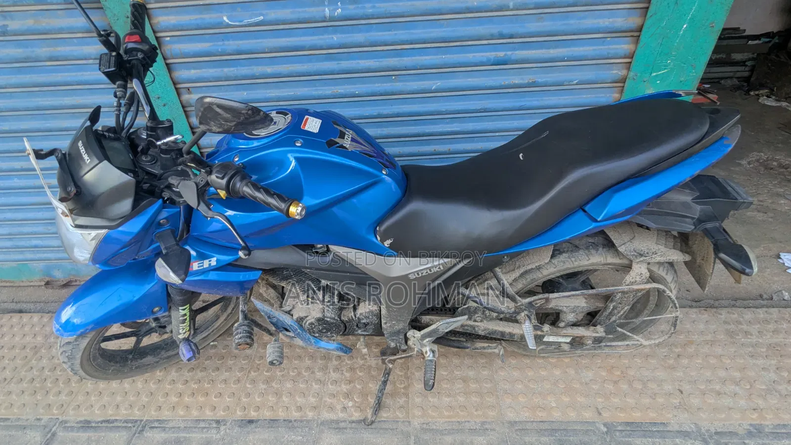 নতুন সুজুকি জিক্সার ২০২৩ নীল